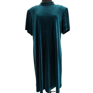 John Roberts Woman Petite Green Velvet A-Line Dress Size 18 Stretch Shoulder Pad
